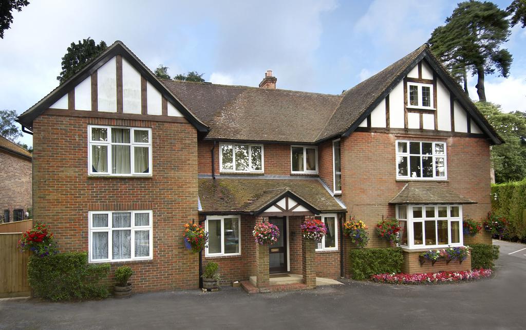 The Pilgrim'S Guest House Newbury  Bagian luar foto